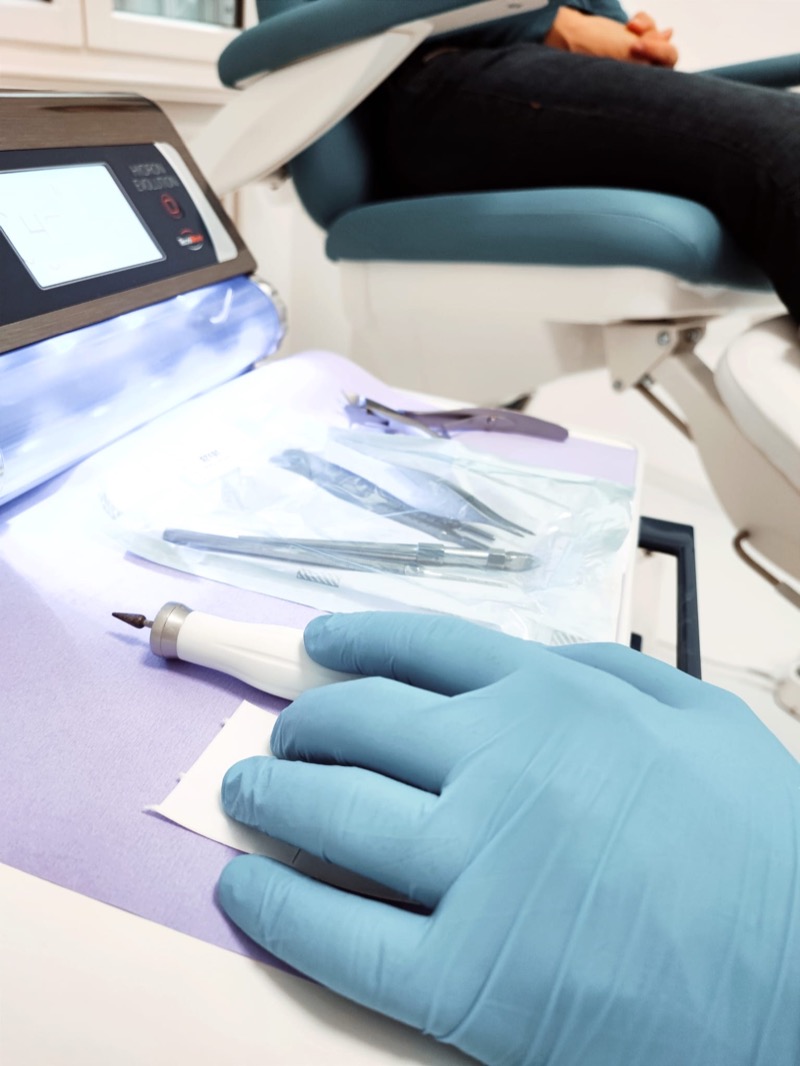 Cura podologica strumentale